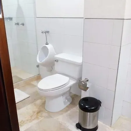 Vista Directa Al Mar Con Amplia Terraza Y 3 Apartamento *