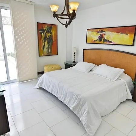 Vista Directa Al Mar Con Amplia Terraza Y 3 Apartment *