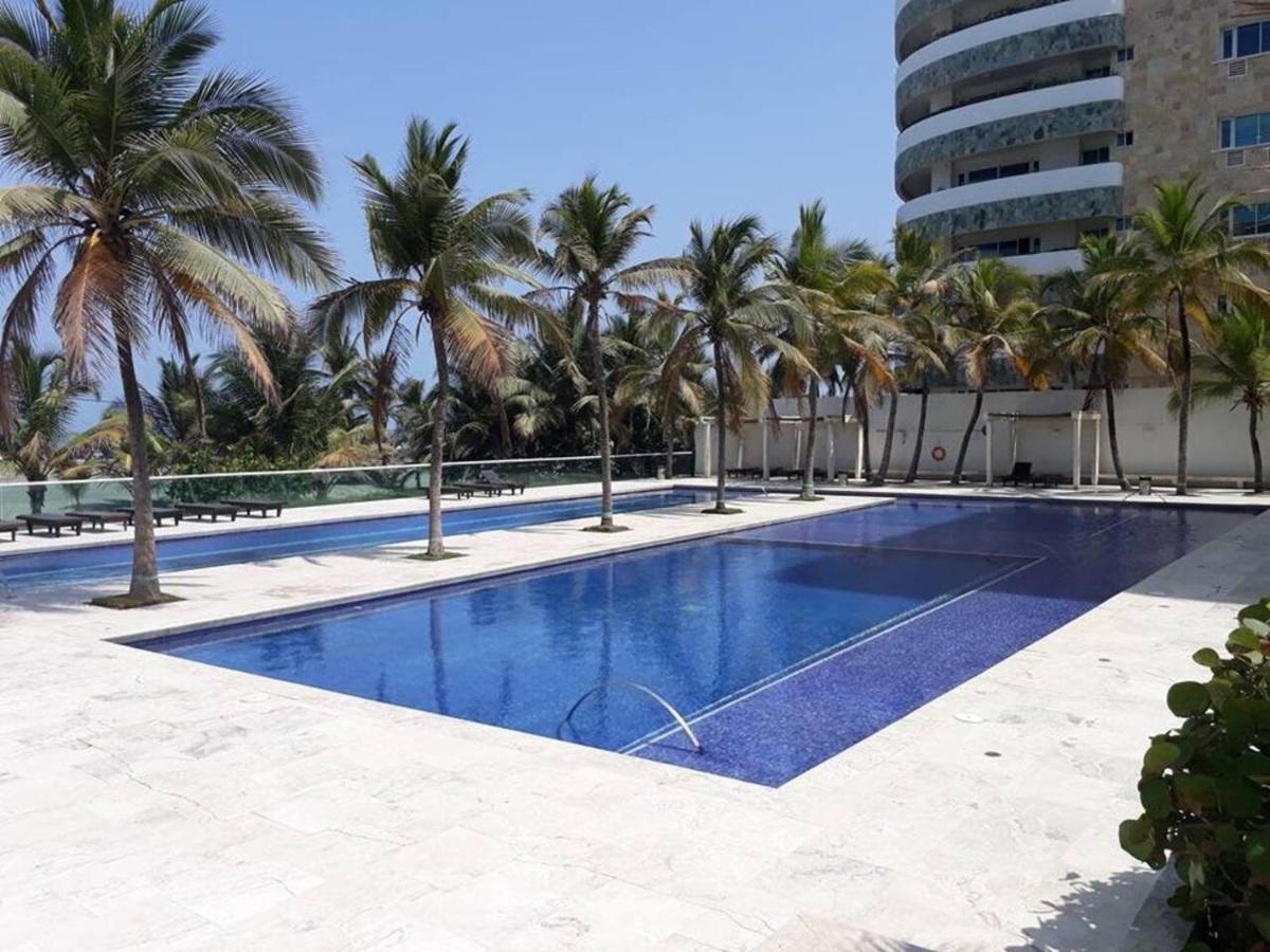 Apartamento Vista Directa Al Mar Con Amplia Terraza Y 3 *