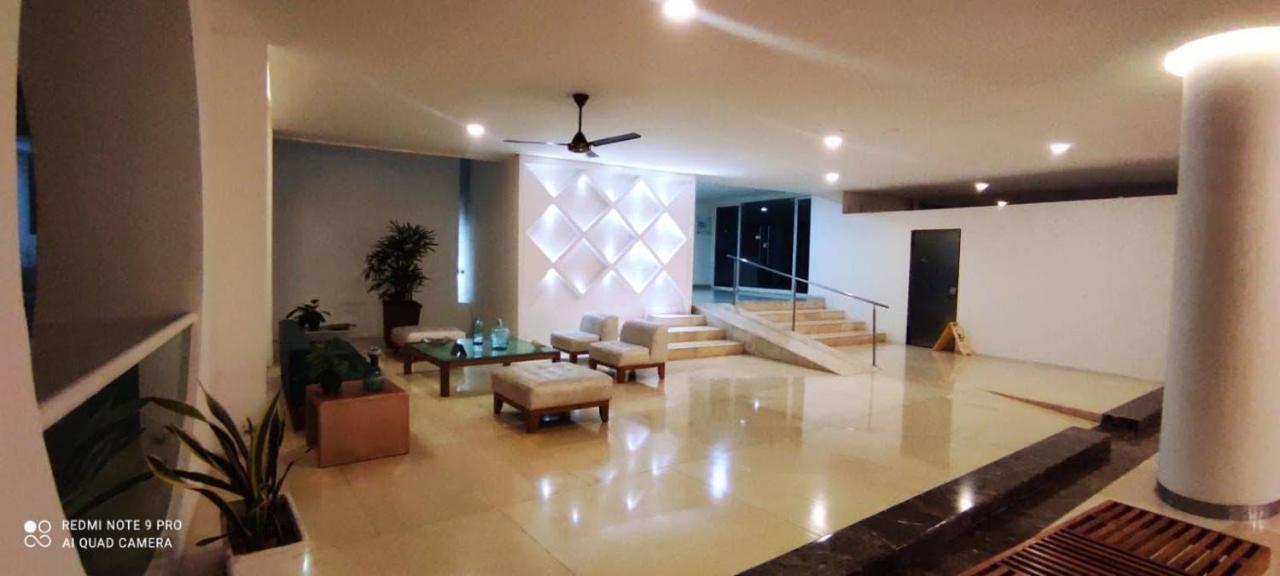Apartamento Vista Directa Al Mar Con Amplia Terraza Y 3